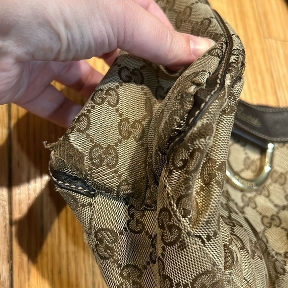 Gucci purse - Picture 3 of 14